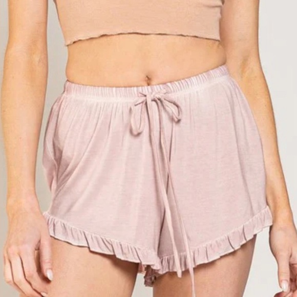 POL Light Weight Ruffle Trim Shorts In Light Baby Pink Size Large NWOT - Picture 6 of 11